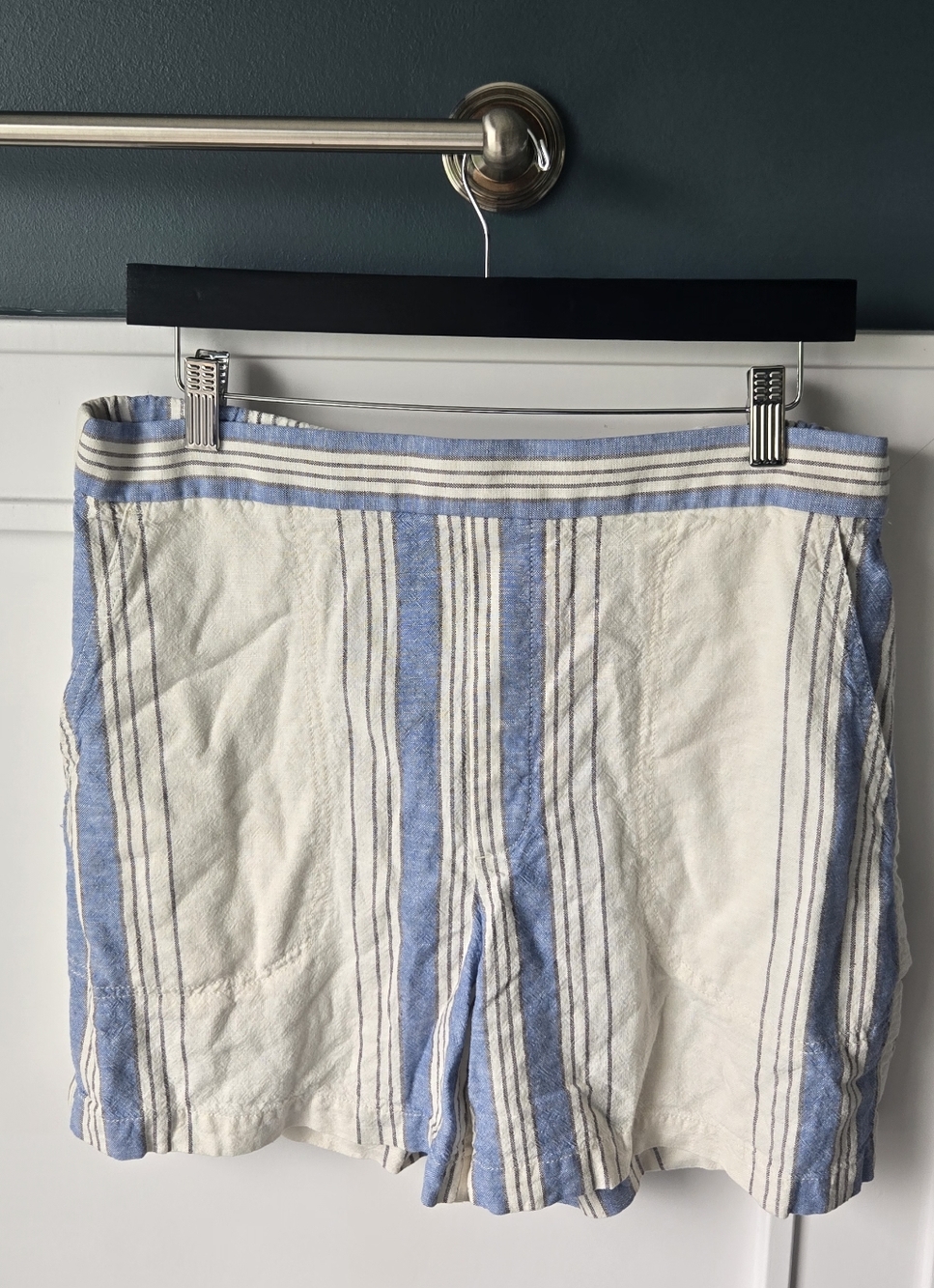 Banana Republic White and Light Blue High Waist Women’s Shorts